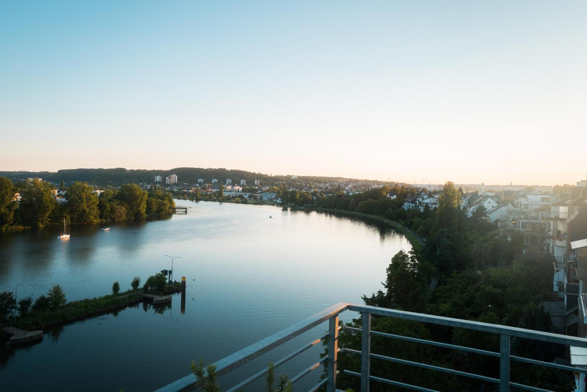 Penthouse Wohnung Mit Schoenem Moselblick In Metternich Koblenz  Ngoại thất bức ảnh