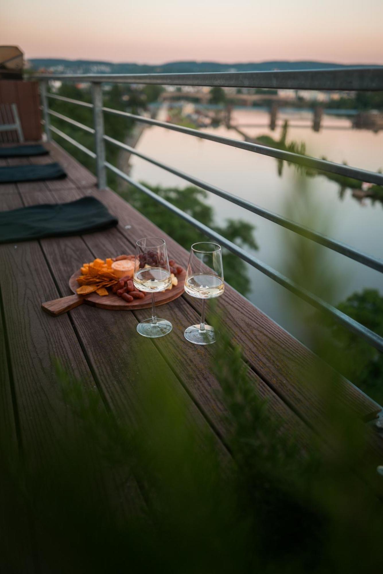 Penthouse Wohnung Mit Schoenem Moselblick In Metternich Koblenz  Ngoại thất bức ảnh