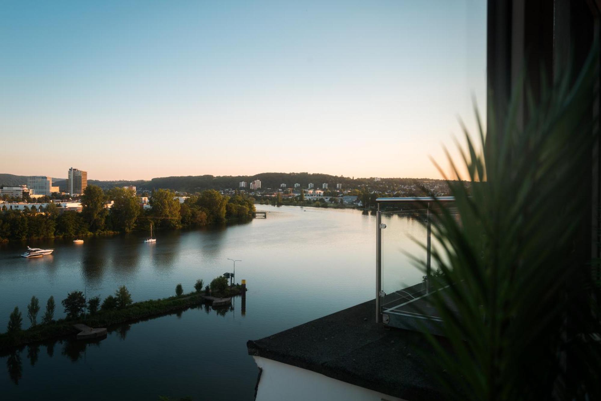 Penthouse Wohnung Mit Schoenem Moselblick In Metternich Koblenz  Ngoại thất bức ảnh