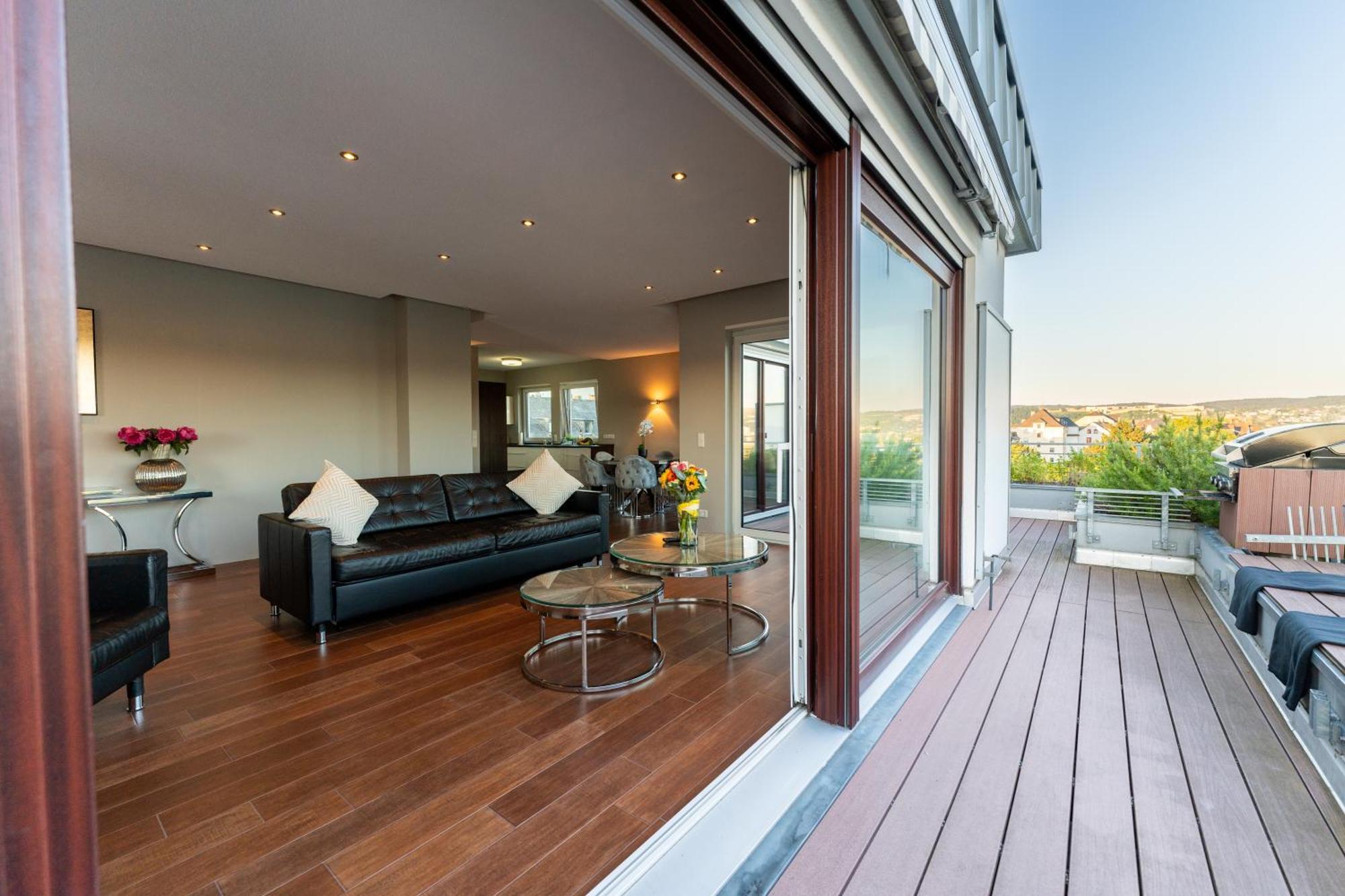 Penthouse Wohnung Mit Schoenem Moselblick In Metternich Koblenz  Ngoại thất bức ảnh