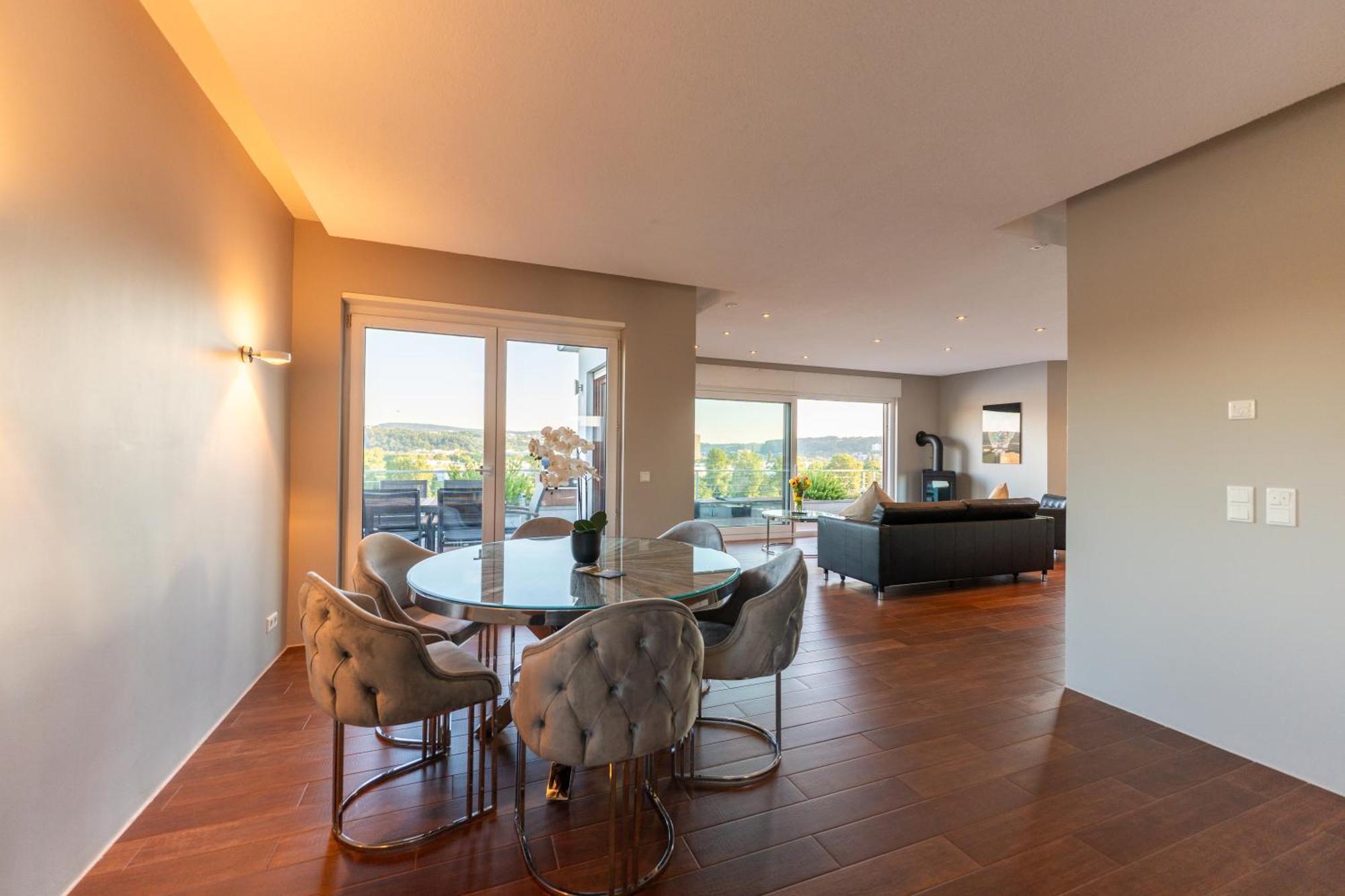 Penthouse Wohnung Mit Schoenem Moselblick In Metternich Koblenz  Ngoại thất bức ảnh