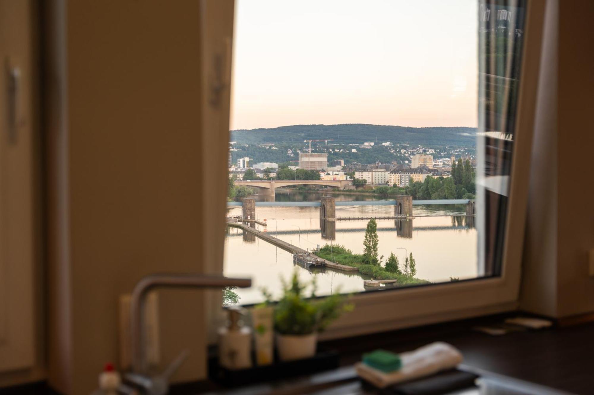 Penthouse Wohnung Mit Schoenem Moselblick In Metternich Koblenz  Ngoại thất bức ảnh