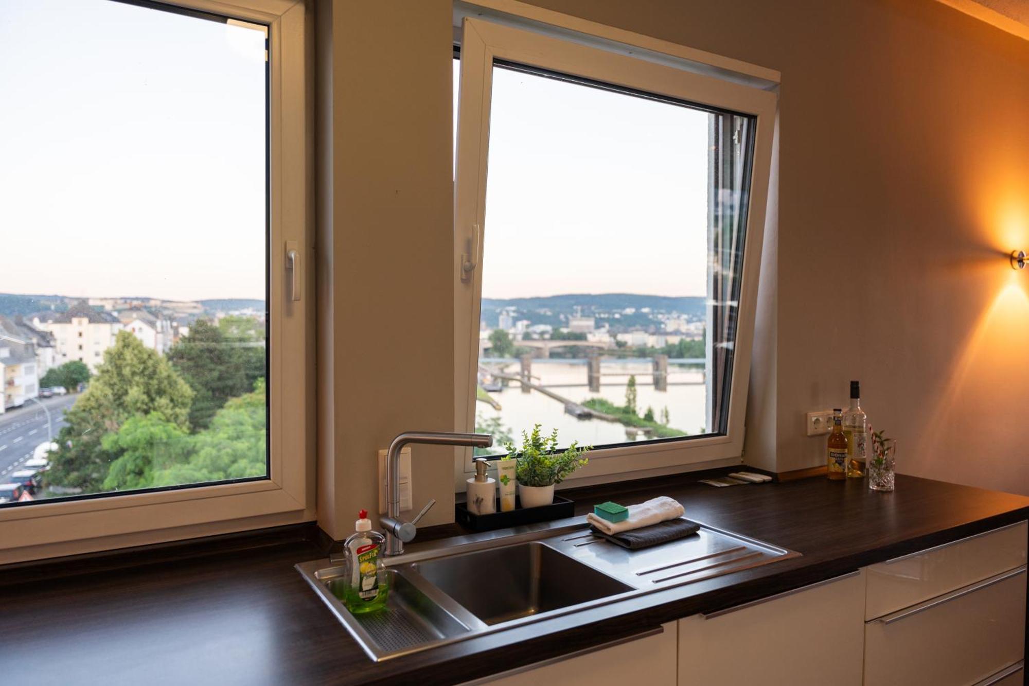 Penthouse Wohnung Mit Schoenem Moselblick In Metternich Koblenz  Ngoại thất bức ảnh