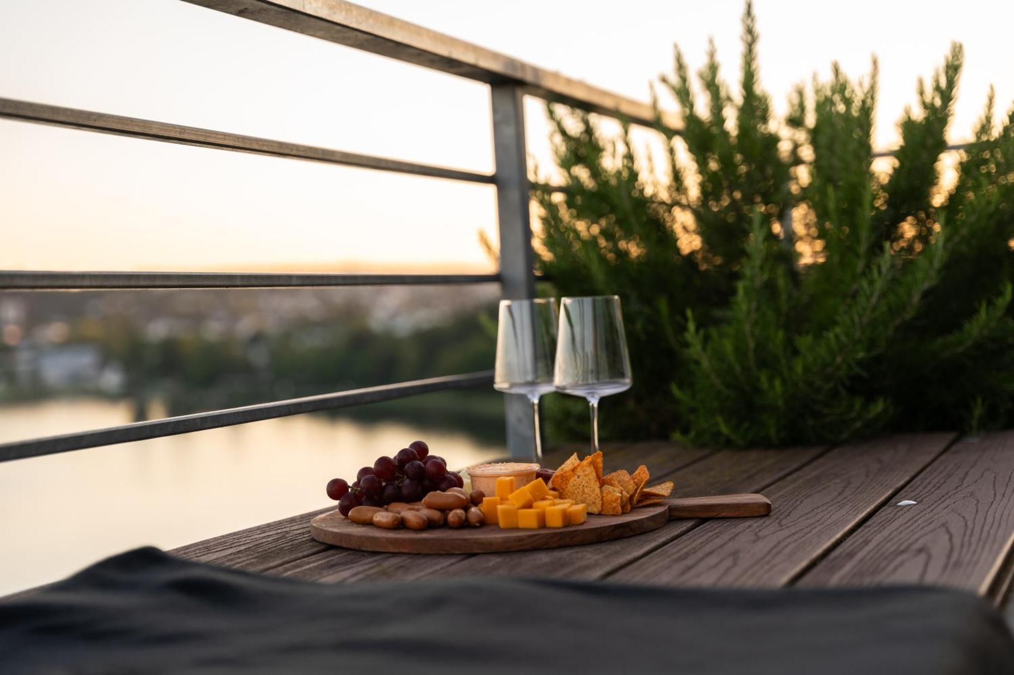 Penthouse Wohnung Mit Schoenem Moselblick In Metternich Koblenz  Ngoại thất bức ảnh